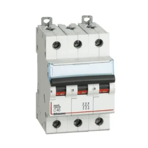 Interruptor Termomagnético Trifásico C40 3P 40A Bticino FN830YC40
